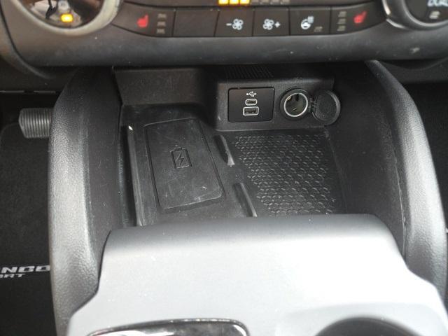 Photo of 2024 Oxford White Ford Bronco Sport