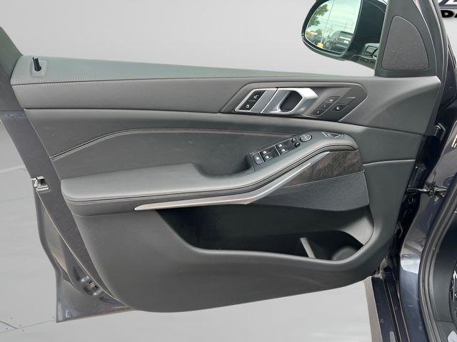 Photo of 2022 Arctic Gray Metallic BMW X5