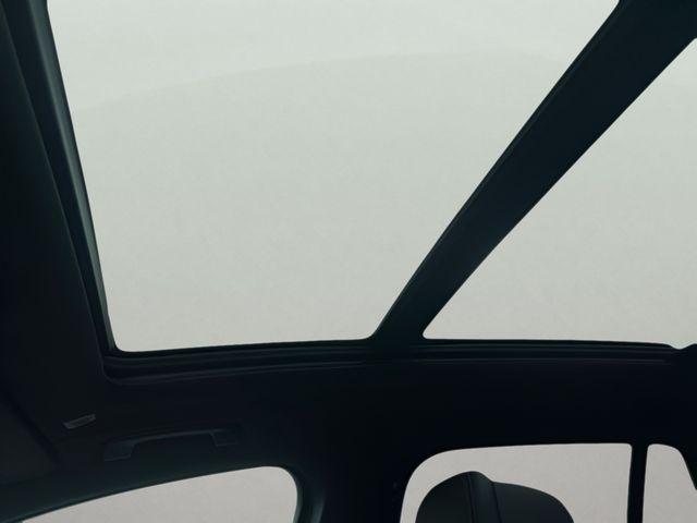 Photo of 2022 Arctic Gray Metallic BMW X5