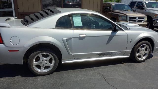 2003 Ford Mustang