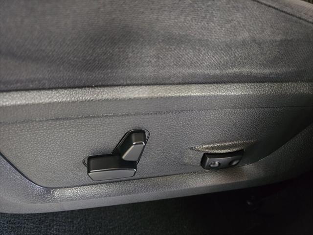 Photo of 2012 Mineral Gray Metallic Clearcoat RAM 1500