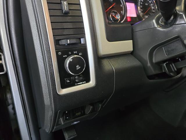Photo of 2012 Mineral Gray Metallic Clearcoat RAM 1500
