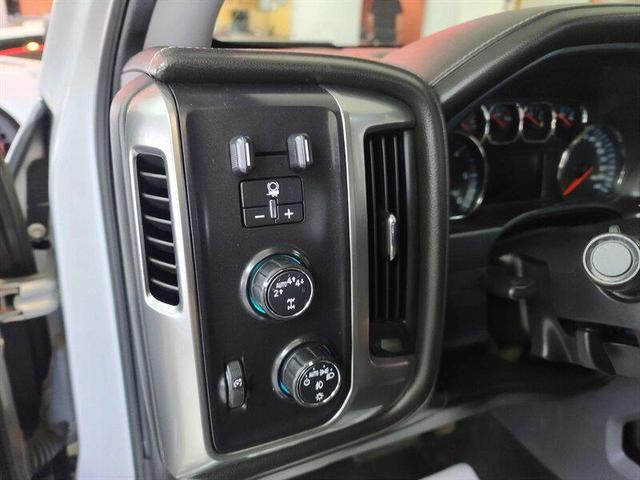 Photo of 2017 Silver Ice Metallic Chevrolet Silverado 1500