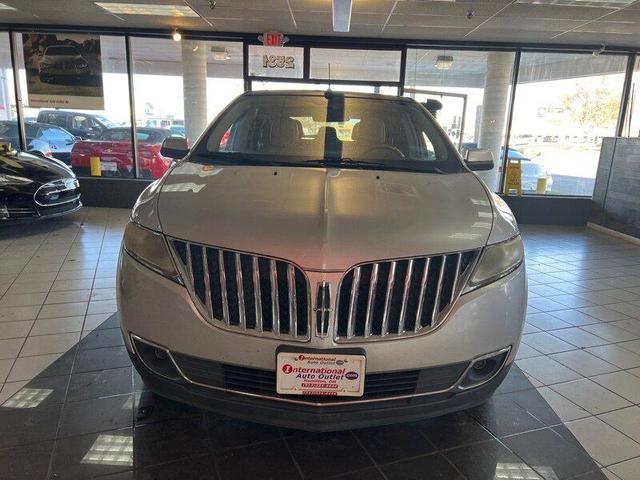 Photo of 2011 Gold Leaf Metallic Lincoln MKX