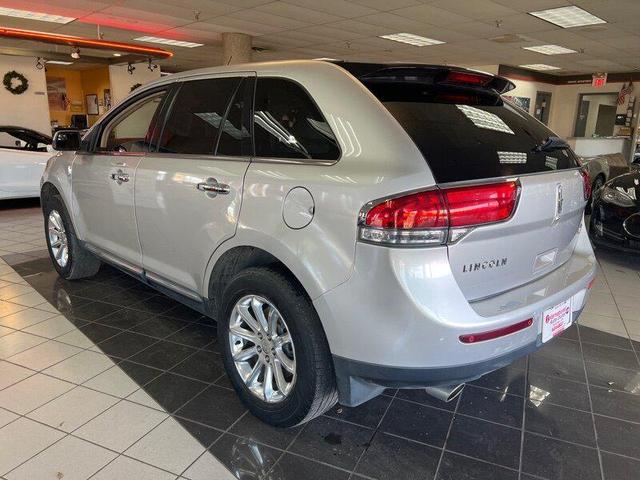 Photo of 2011 Gold Leaf Metallic Lincoln MKX