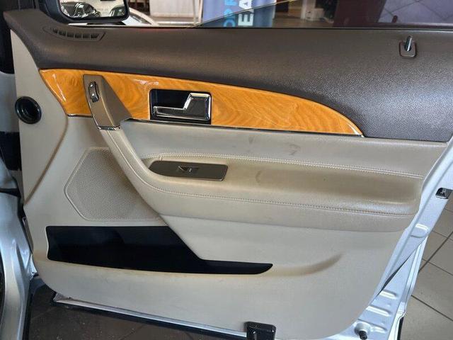 Photo of 2011 Gold Leaf Metallic Lincoln MKX