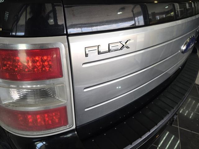 Photo of 2012 Black Ford Flex