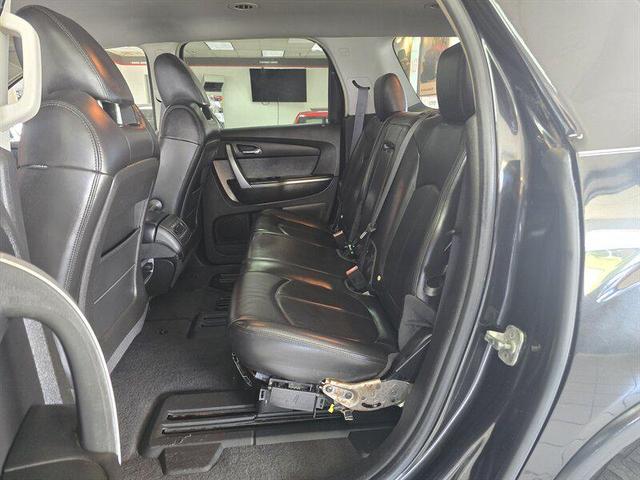 Photo of 2009 Carbon Black Metallic GMC Acadia