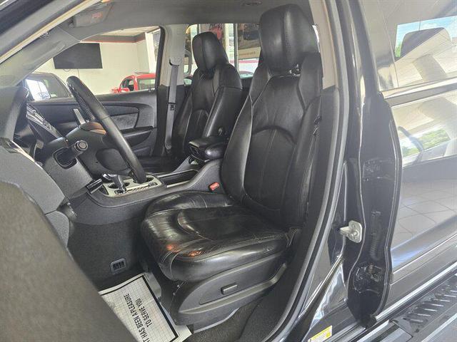 Photo of 2009 Carbon Black Metallic GMC Acadia