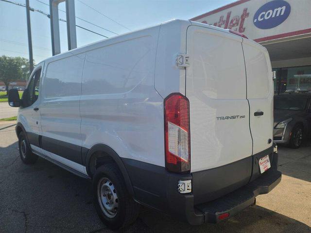 Photo of 2017 Oxford White Ford Transit-250