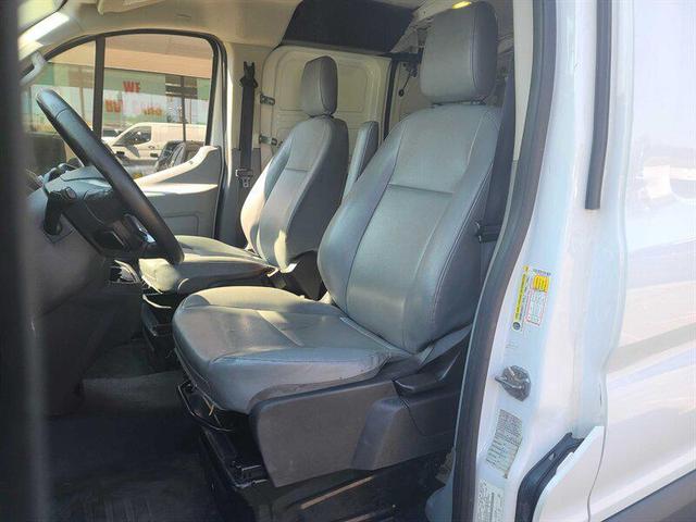 Photo of 2017 Oxford White Ford Transit-250