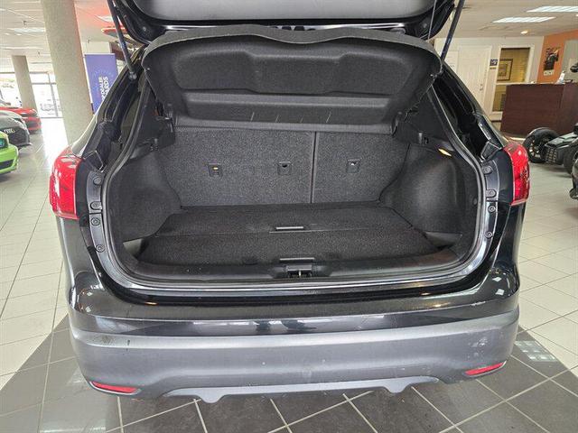 Photo of 2019 Magnetic Black Pearl Nissan Rogue Sport
