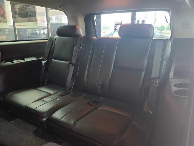 Photo of 2012 Black Chevrolet Suburban