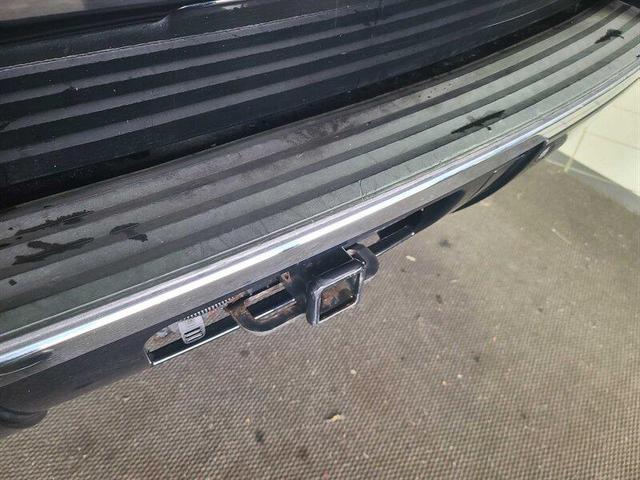 Photo of 2012 Black Chevrolet Suburban