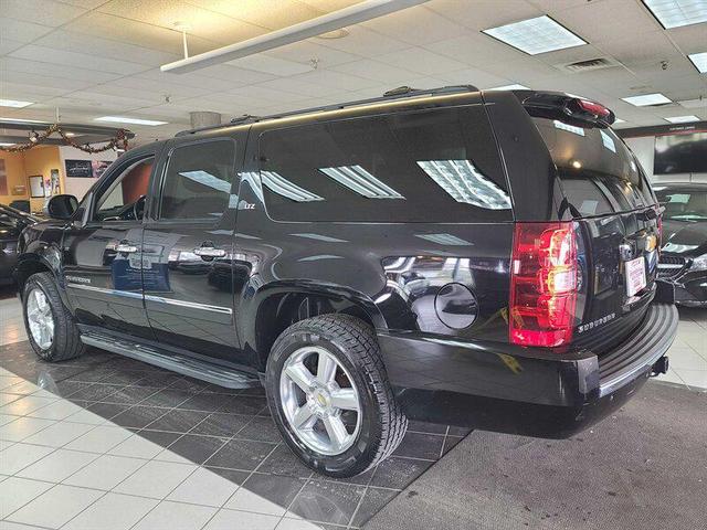 Photo of 2012 Black Chevrolet Suburban