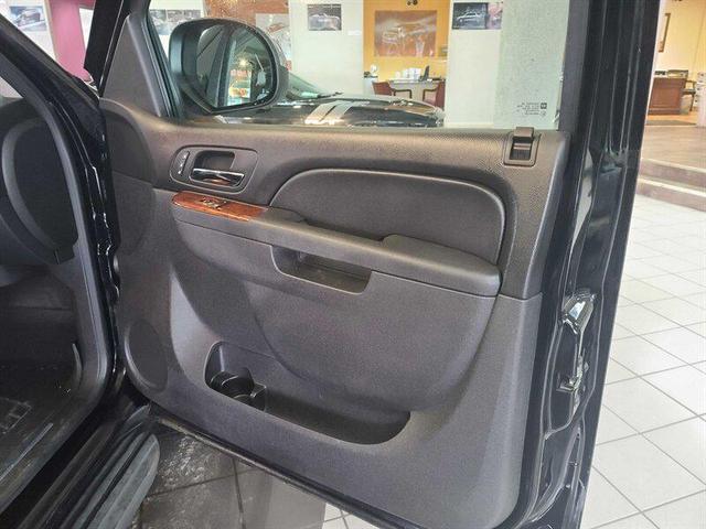 Photo of 2012 Black Chevrolet Suburban