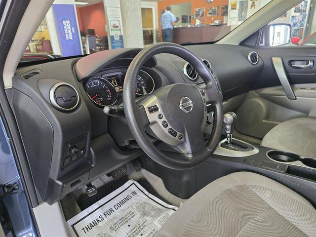 Photo of 2015 Graphite Blue Nissan Rogue Select