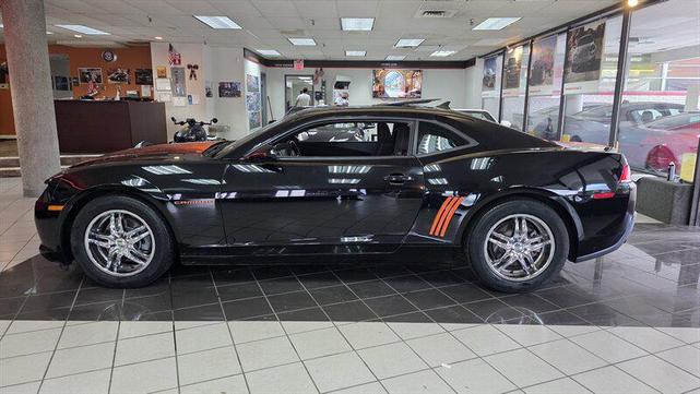 Photo of 2015 Black Chevrolet Camaro