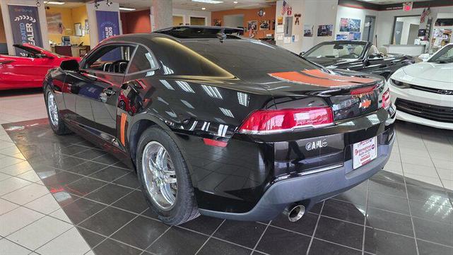 Photo of 2015 Black Chevrolet Camaro