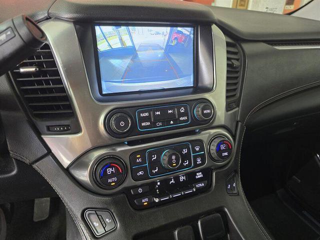 Photo of 2018 Iridescent Pearl Tricoat Chevrolet Suburban