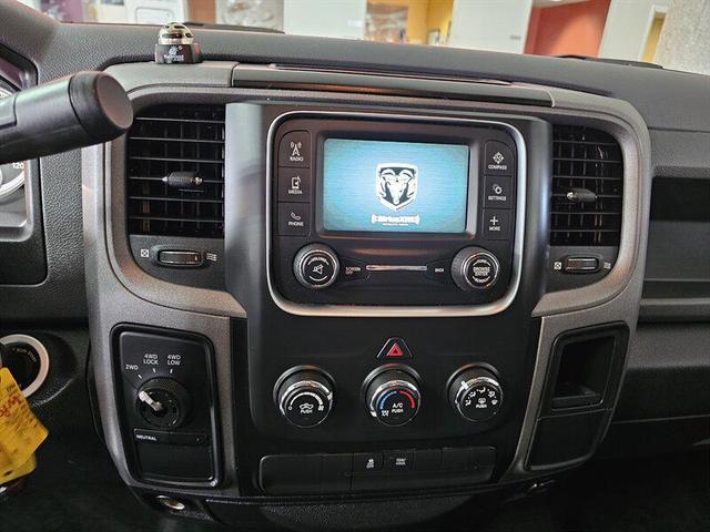 Photo of 2018 Granite Crystal Metallic Clear Coat RAM 1500