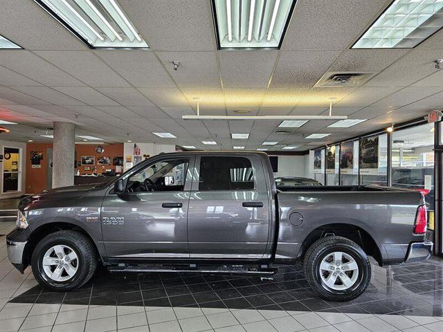 Photo of 2018 Granite Crystal Metallic Clear Coat RAM 1500
