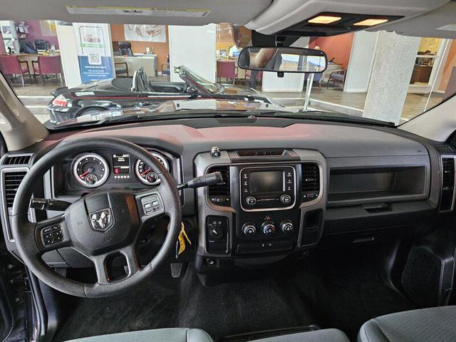 Photo of 2018 Granite Crystal Metallic Clear Coat RAM 1500