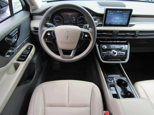 Photo of 2022 Silver Radiance Metallic Clearcoat Lincoln Corsair