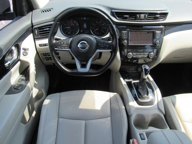Photo of 2022 Magnetic Black Pearl Nissan Rogue Sport
