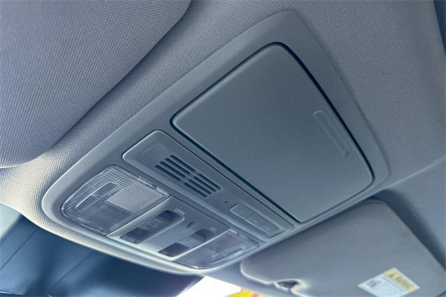 Photo of 2022 Blue Honda CR-V
