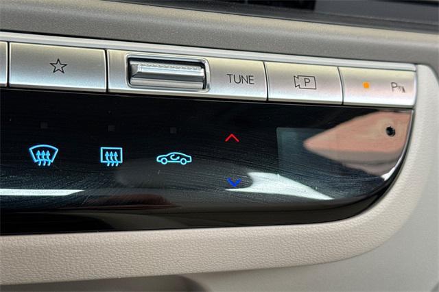 Photo of 2023 Serenity White Hyundai IONIQ 6