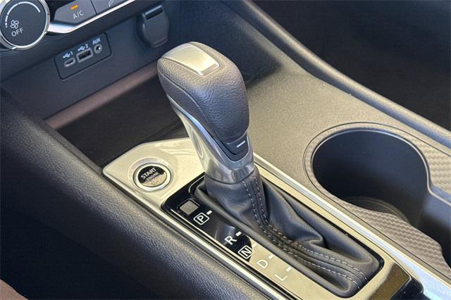 Photo of 2025 Gun Metallic Nissan Altima