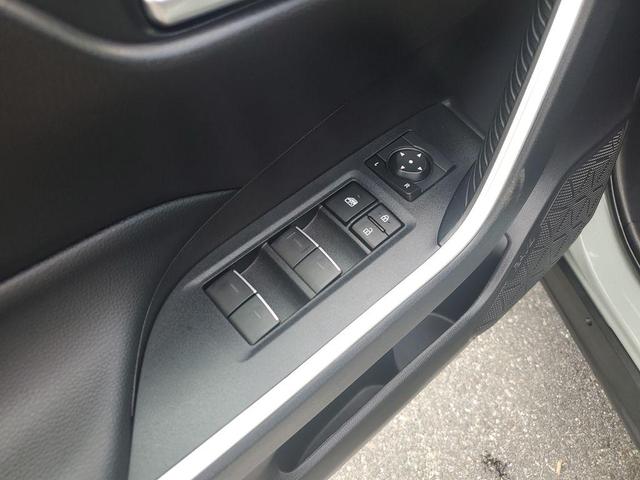 Photo of 2022 06x3 Toyota RAV4