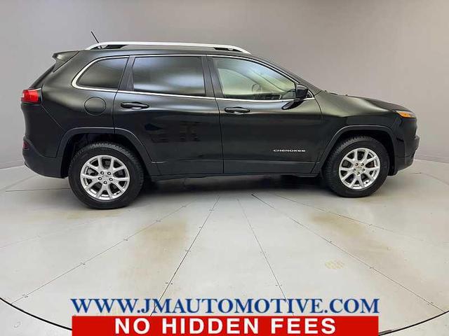Photo of 2014 Brilliant Black Crystal Pearlcoat Jeep Cherokee