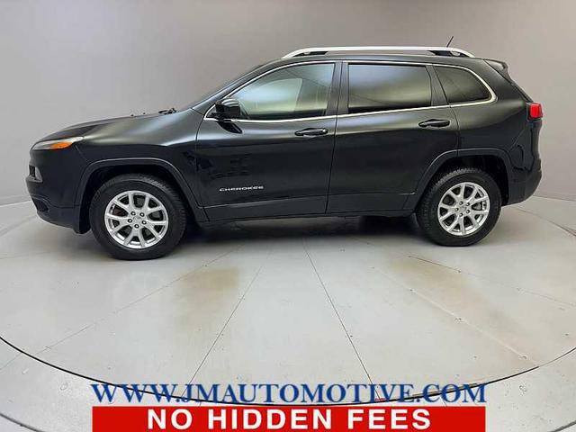 Photo of 2014 Brilliant Black Crystal Pearlcoat Jeep Cherokee