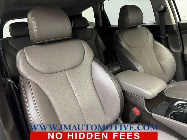 Photo of 2020 Quartz White Hyundai SANTA FE