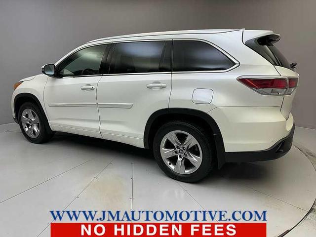 Photo of 2016 Blizzard Pearl Toyota Highlander
