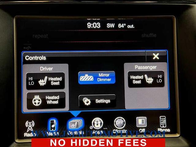 Photo of 2015 Granite Crystal Metallic Clearcoat Jeep Grand Cherokee