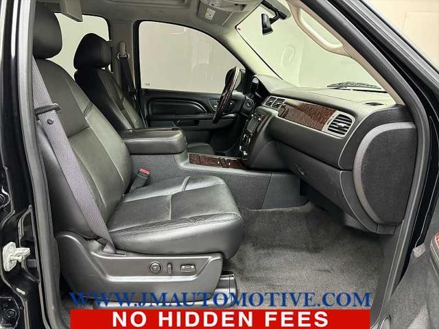 Photo of 2012 Onyx Black GMC Yukon