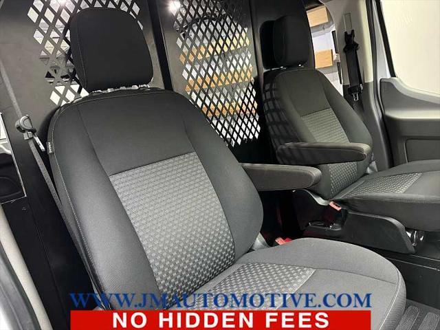 Photo of 2023 OXFORD WHITE Ford Transit-250