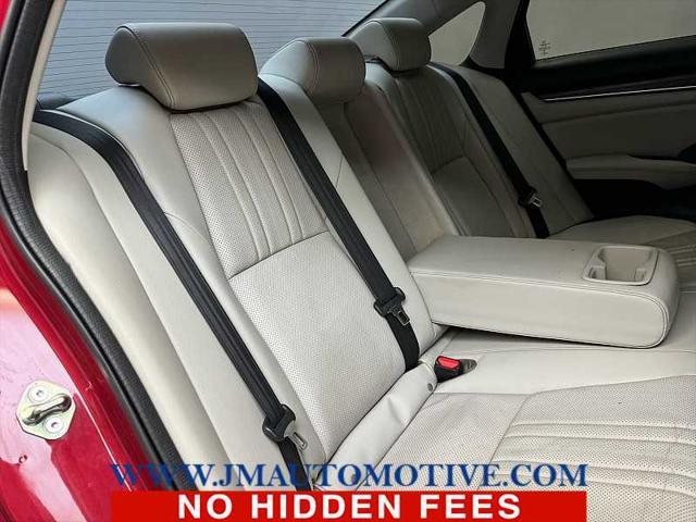 Photo of 2018 Radiant Red Metallic Honda Accord