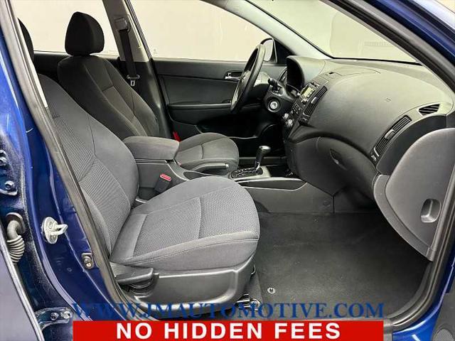 Photo of 2012 Atlantic Blue Hyundai Elantra Touring