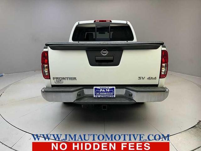 Photo of 2019 Glacier White Nissan Frontier
