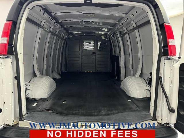 Photo of 2019 Summit White Chevrolet Express 3500