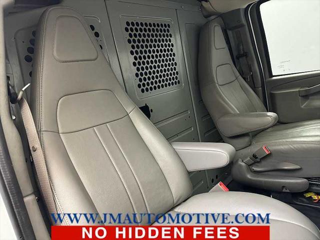 Photo of 2019 Summit White Chevrolet Express 3500