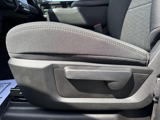 Photo of 2025 Bright White Clearcoat RAM 2500