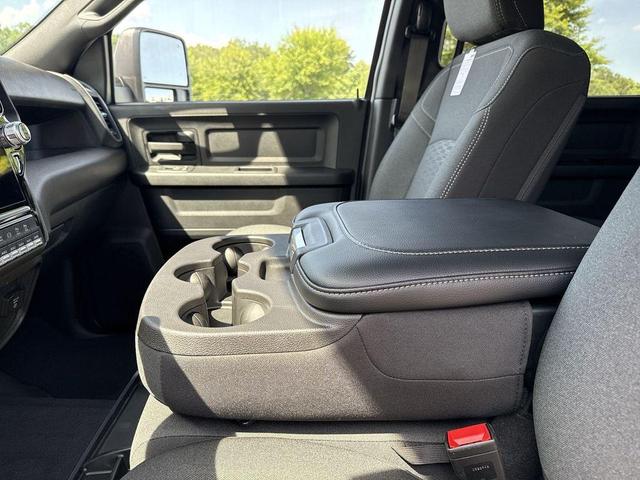Photo of 2025 Bright White Clearcoat RAM 2500