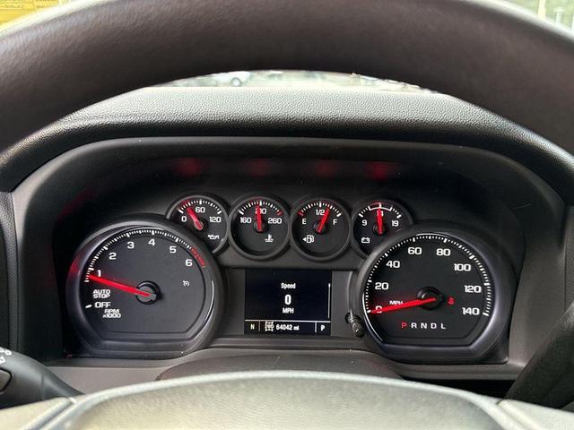 Photo of 2022 Silver Ice Metallic Chevrolet Silverado 1500