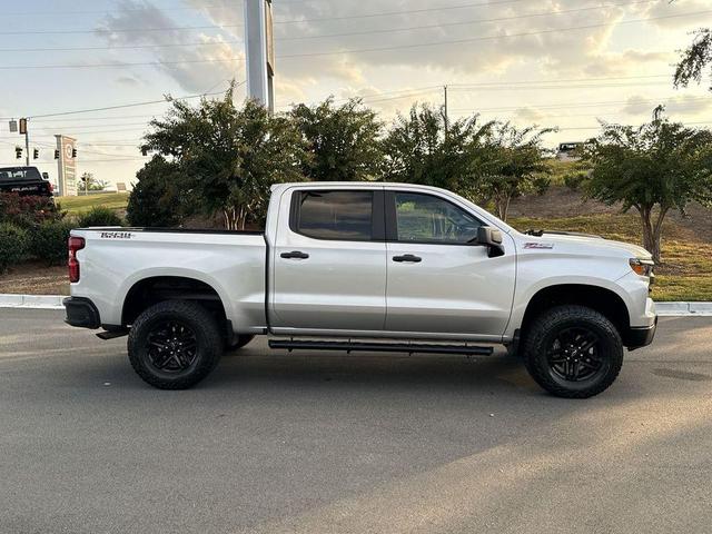 Photo of 2022 Silver Ice Metallic Chevrolet Silverado 1500