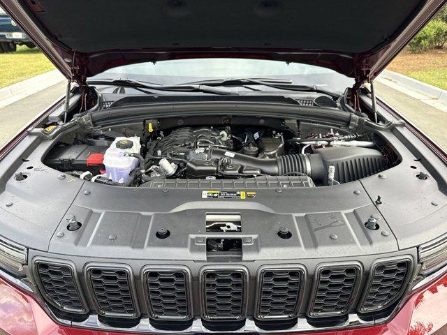 Photo of 2025 Velvet Red Pearlcoat Jeep Grand Cherokee